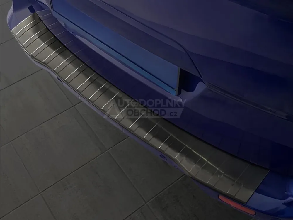 Kryt prahu pátých dveří Ford Transit Courier 2014-2023 • černý nerez • AVISA Aktuální