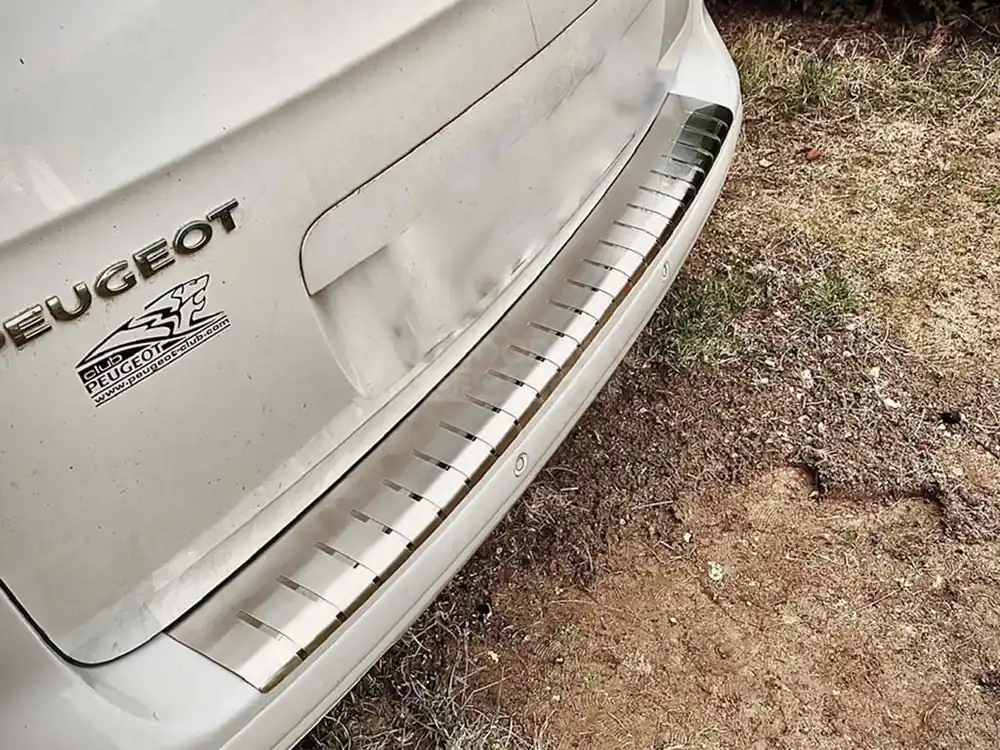 Kryt prahu pátých dveří Peugeot 5008 2009-2017 • nerez Výprodej