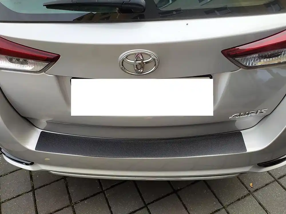 Kryt prahu pátých dveří Toyota Auris FL 2016-2019 combi • karbonová fólie Akce