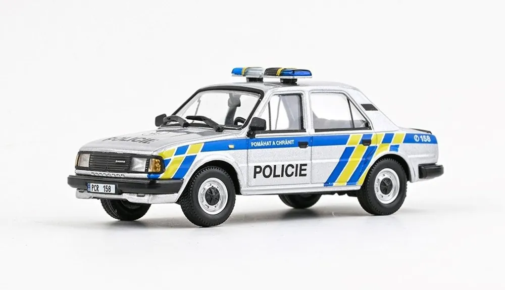 Škoda 120L (1984) - ABREX - 1 43 - Policie ČR (nový polep) Hit Sezóny